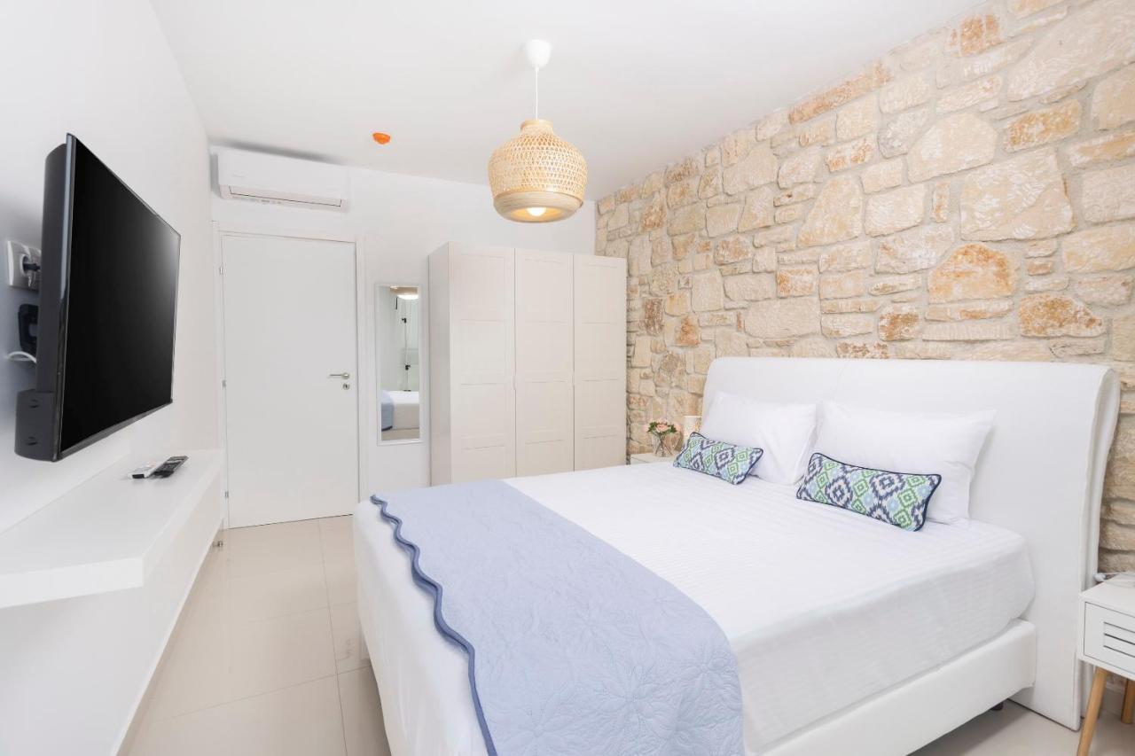 Anna Mare Luxury Apartments أفيتوس المظهر الخارجي الصورة