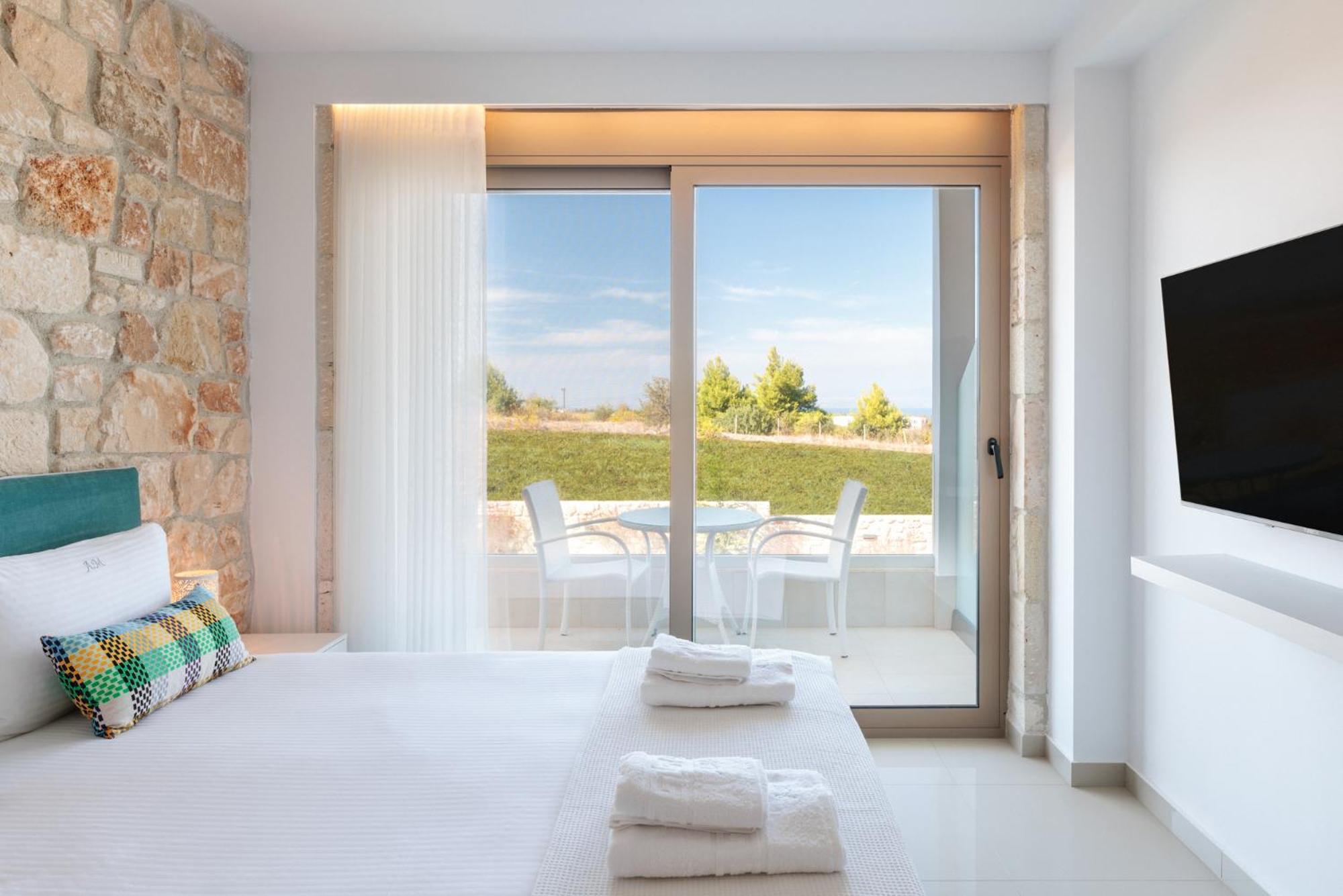 Anna Mare Luxury Apartments أفيتوس الغرفة الصورة