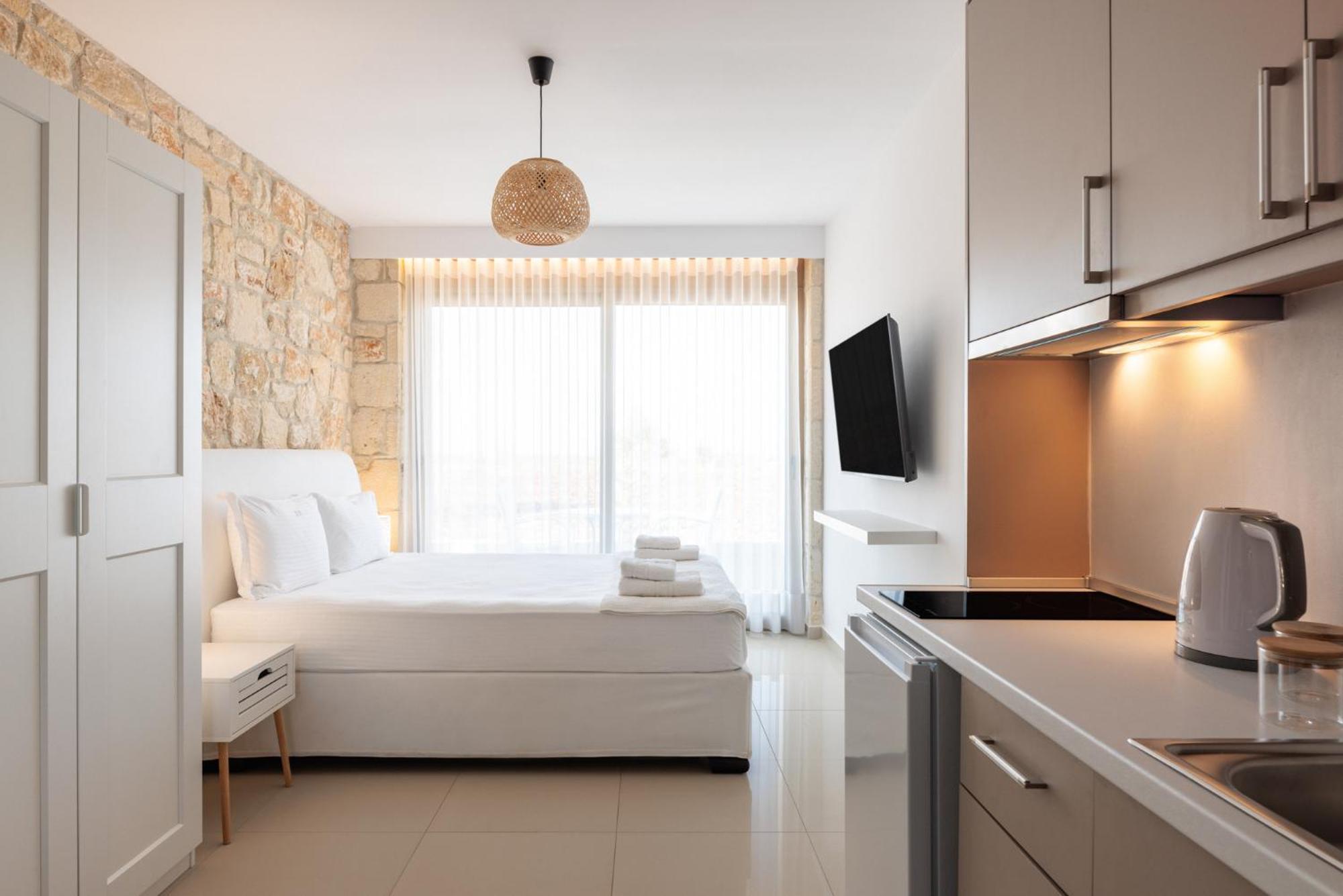 Anna Mare Luxury Apartments أفيتوس الغرفة الصورة